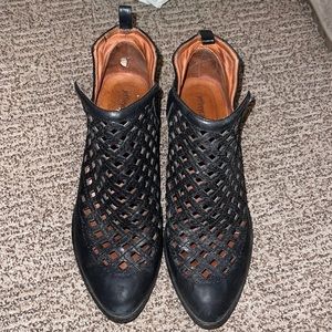 JEFFREY CAMPBELL booties